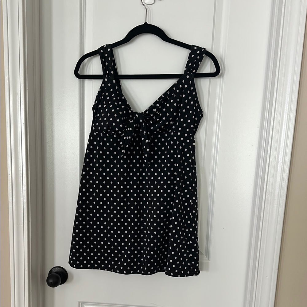 Croft & Barrow Black Polka Dot Top
